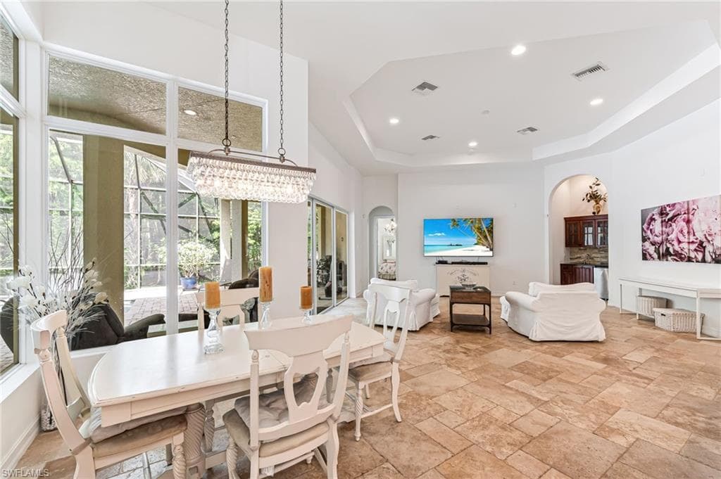 111 17th St NW, Naples, FL 34120-21