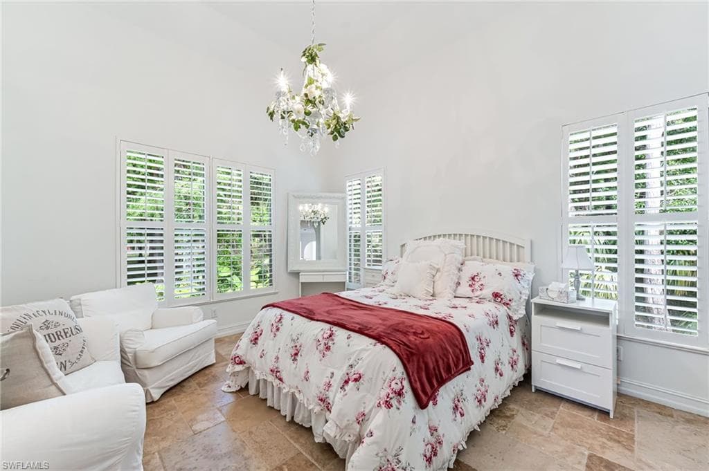 111 17th St NW, Naples, FL 34120-41