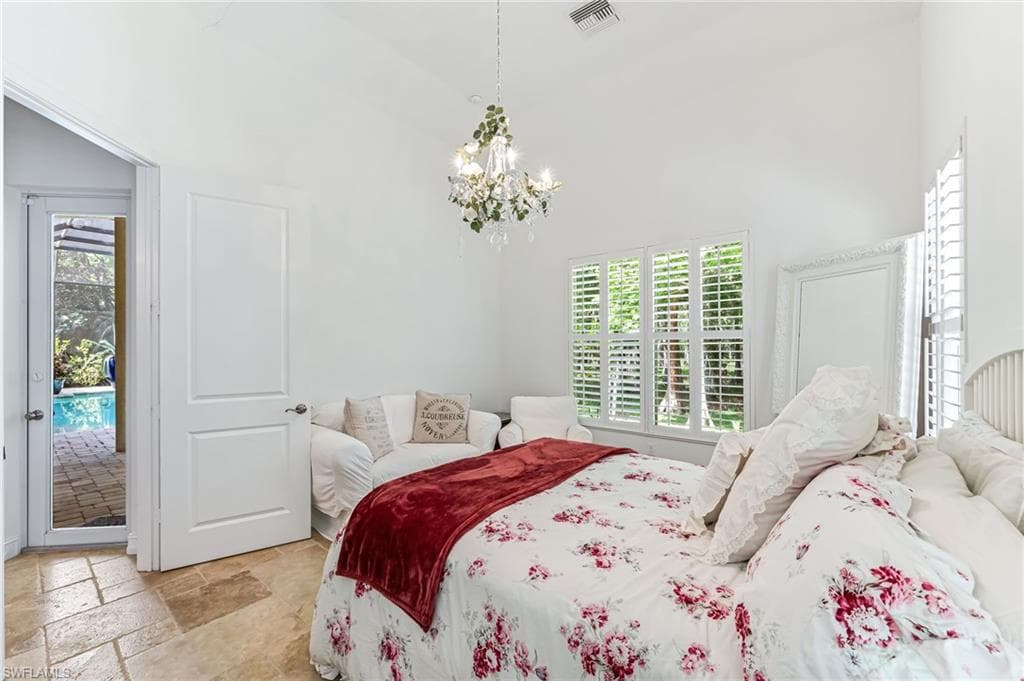 111 17th St NW, Naples, FL 34120-42