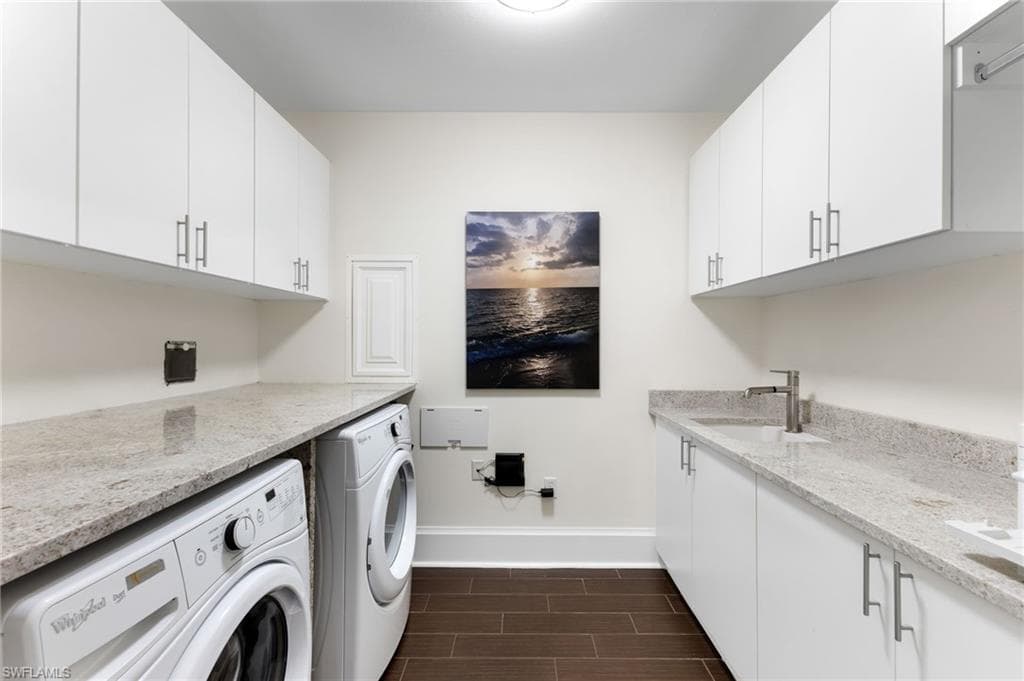 1030 3rd Ave S 319, Naples, FL 34102-32