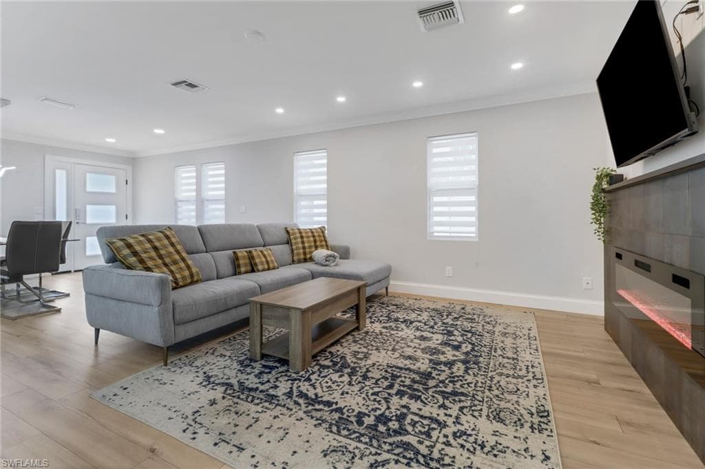 1205 Creech Rd, Naples, FL 34103-9