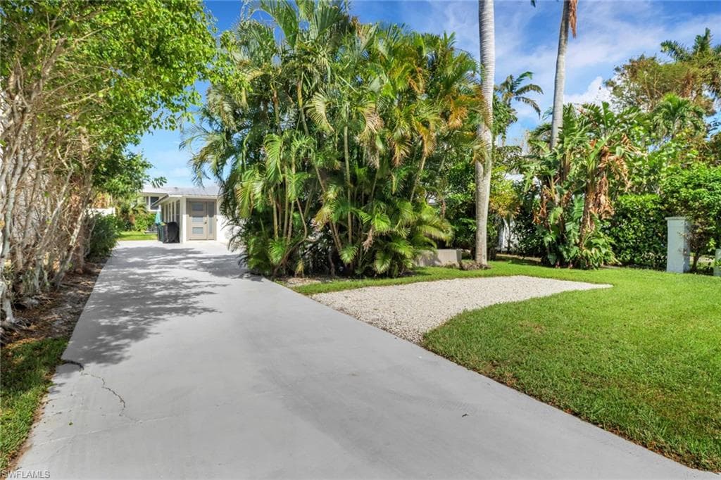 1205 Creech Rd, Naples, FL 34103-22
