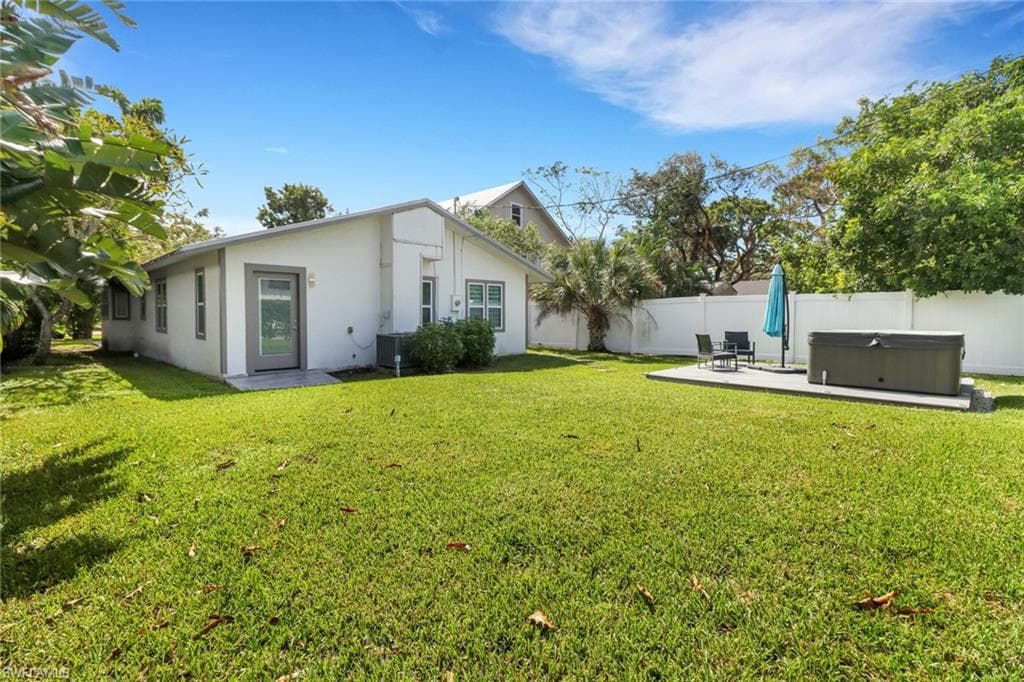 1205 Creech Rd, Naples, FL 34103-7