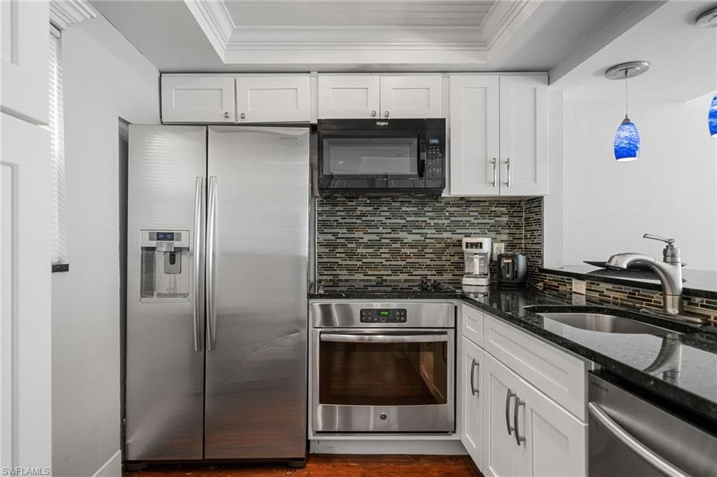 911 Huron Ct 9, Marco Island, FL 34145-4
