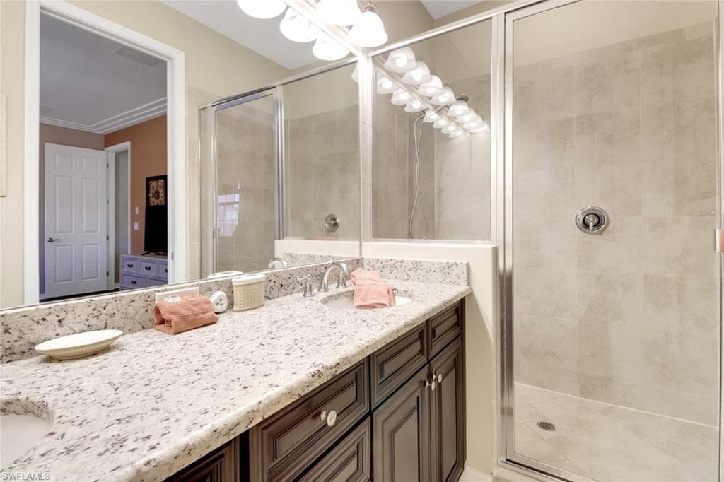 9065 Albion Ln N 4903, Naples, FL 34113-12