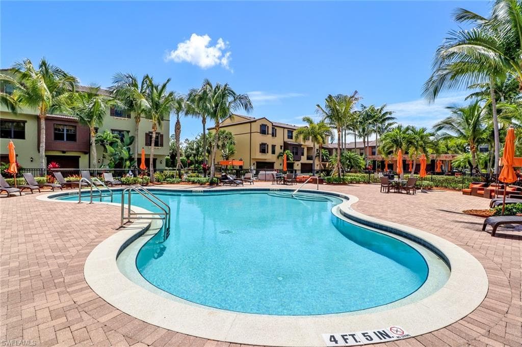 9065 Albion Ln N 4903, Naples, FL 34113-22