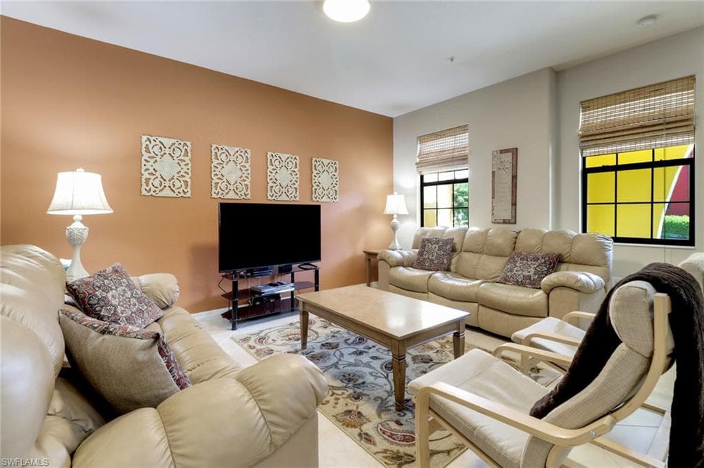 9065 Albion Ln N 4903, Naples, FL 34113-3