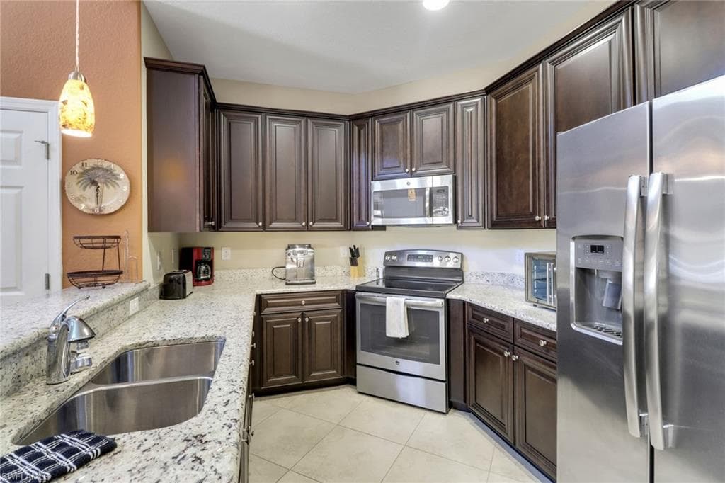 9065 Albion Ln N 4903, Naples, FL 34113-5