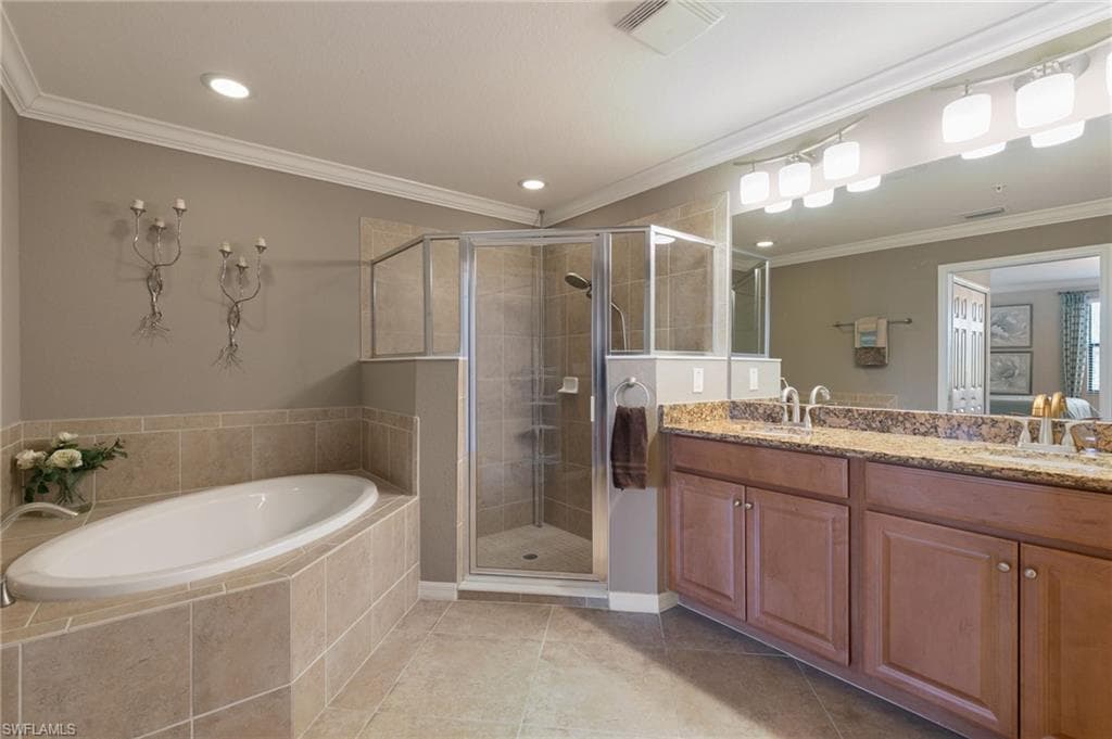 3161 Aviamar Cir 101, Naples, FL 34114-23