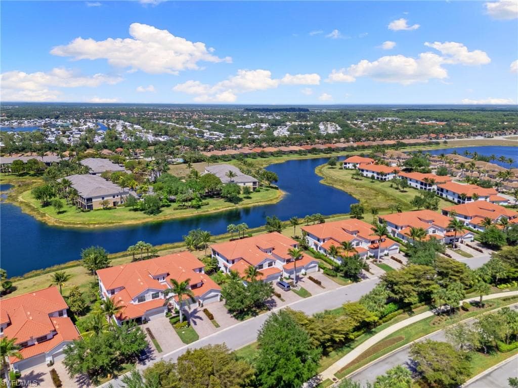 3161 Aviamar Cir 101, Naples, FL 34114-39