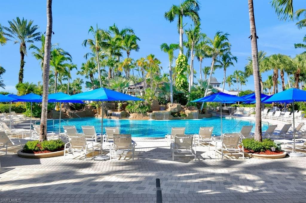 3161 Aviamar Cir 101, Naples, FL 34114-44