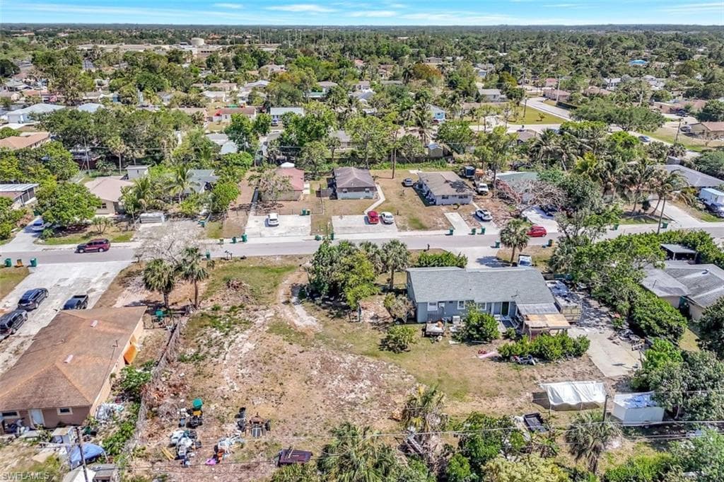 5421 Martin St, Naples, FL 34113-3