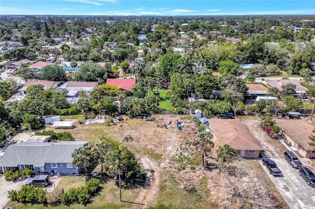 5421 Martin St, Naples, FL 34113-8