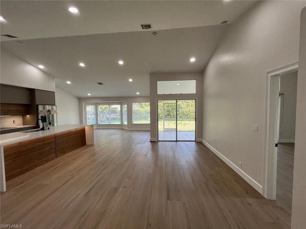 2285 River Reach Dr, Naples, FL 34104-9