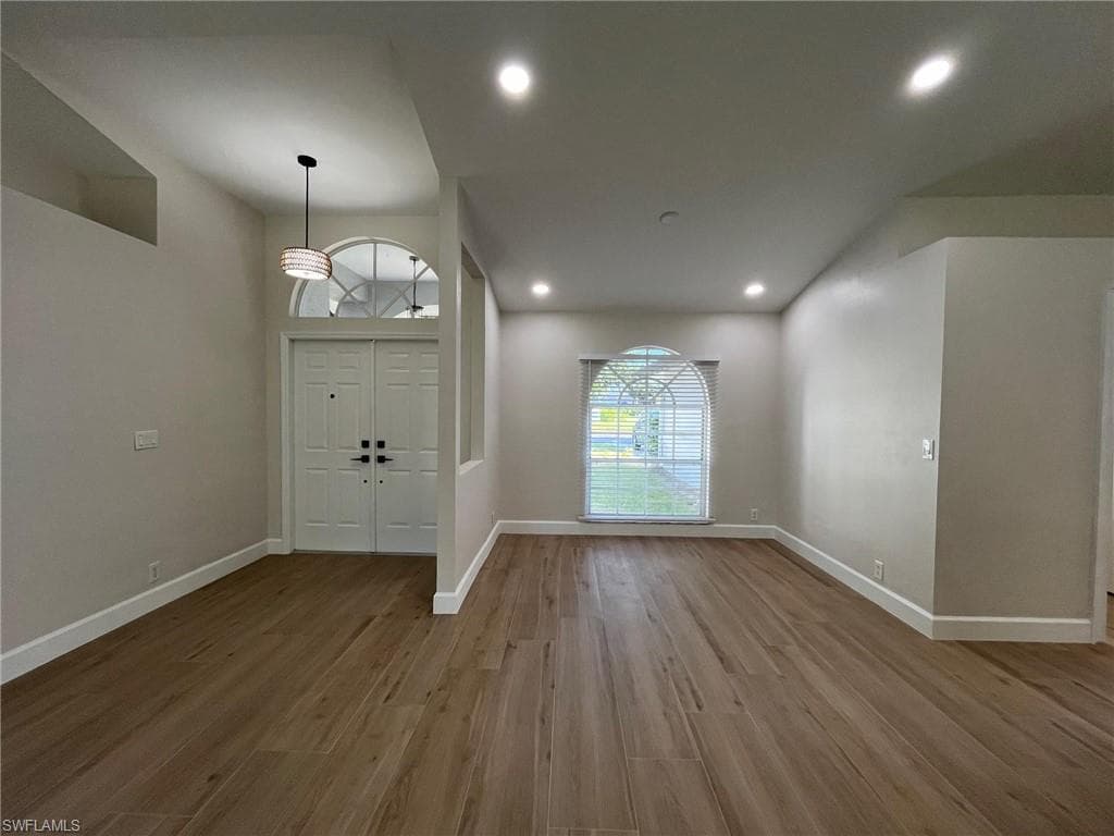2285 River Reach Dr, Naples, FL 34104-12