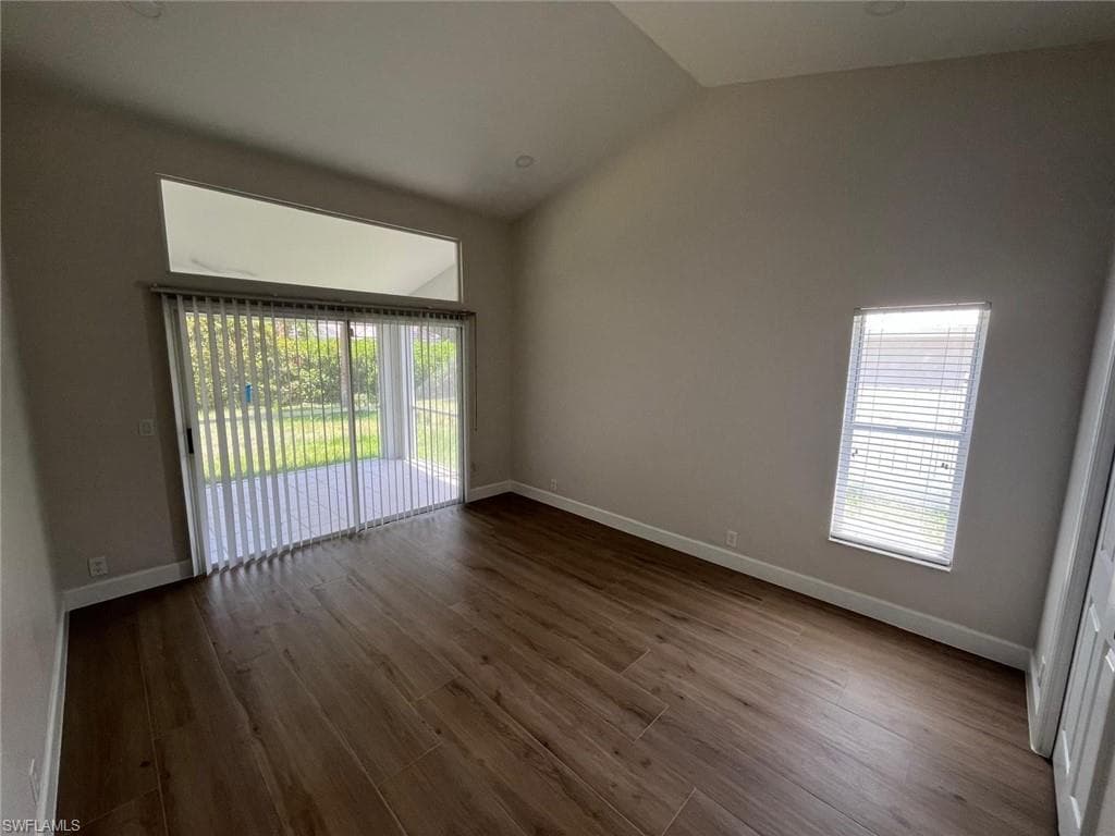2285 River Reach Dr, Naples, FL 34104-14
