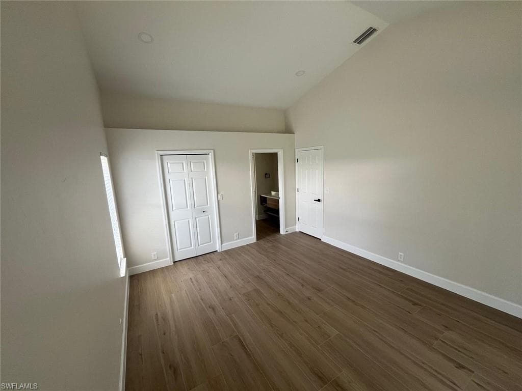 2285 River Reach Dr, Naples, FL 34104-16