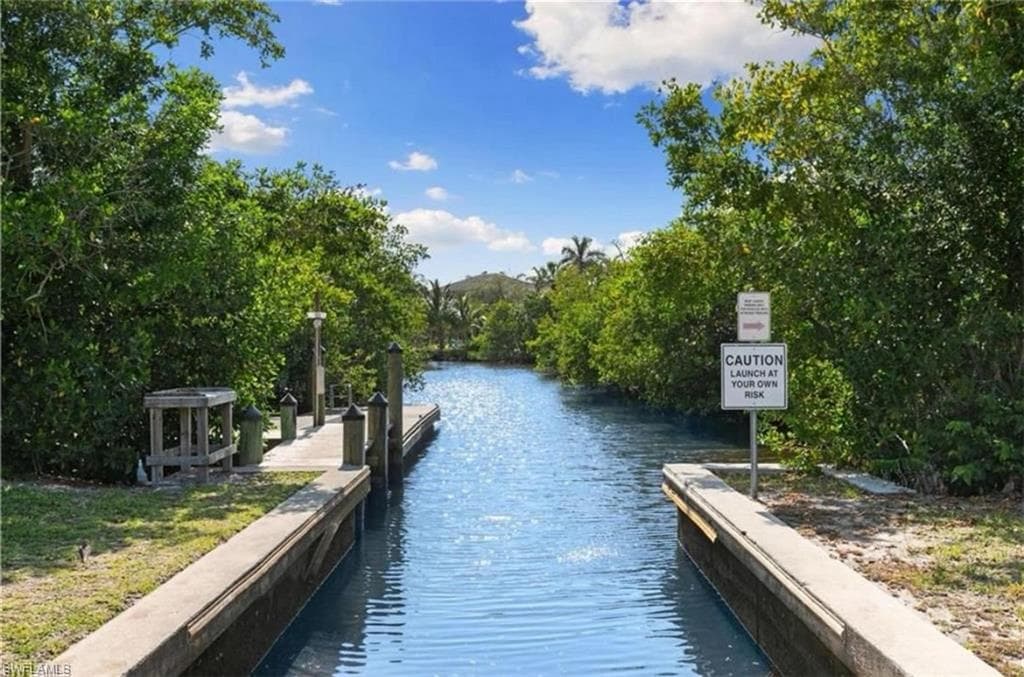 2285 River Reach Dr, Naples, FL 34104-32