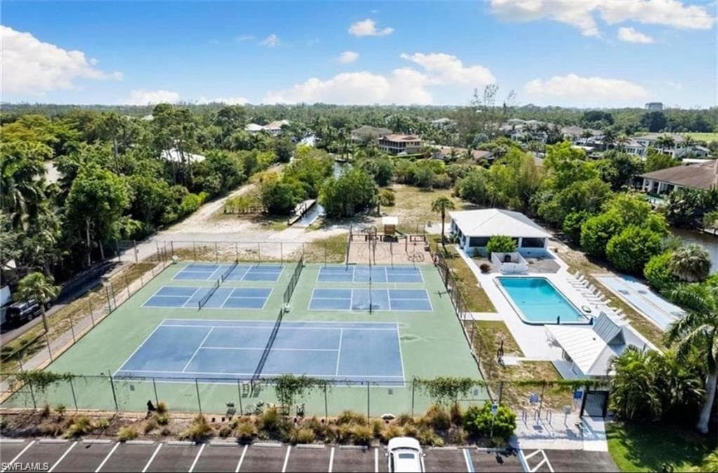 2285 River Reach Dr, Naples, FL 34104-37