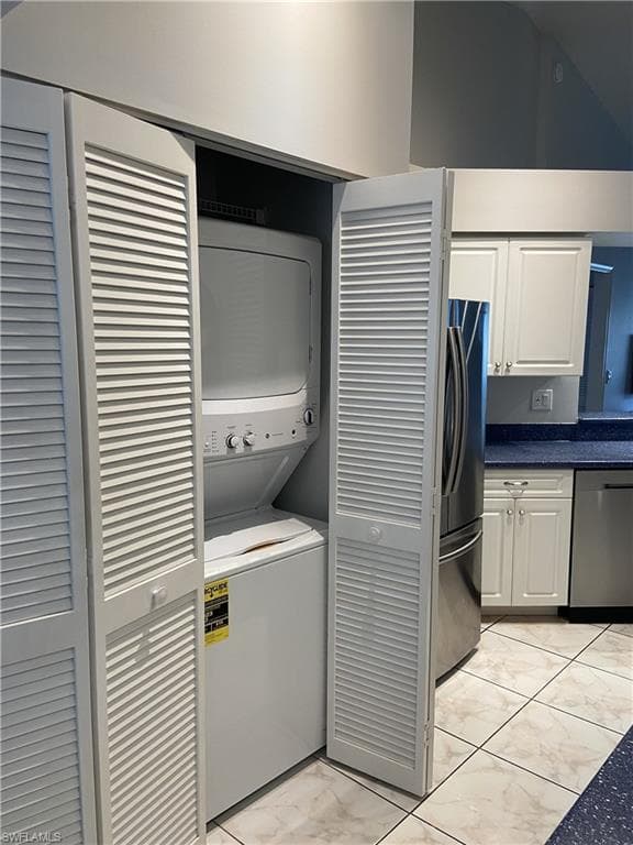 157 Wading Bird Cir K201, Naples, FL 34110-11