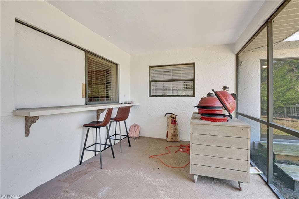 2226 19th Pl, Cape Coral, FL 33990-36
