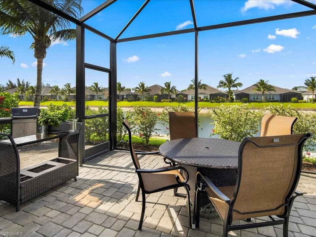 2138 Marquesa Cir, Naples, FL 34112-19