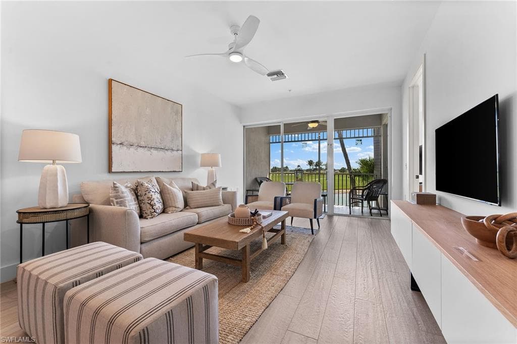 7915 Mahogany Run Ln 1126, Naples, FL 34113-11