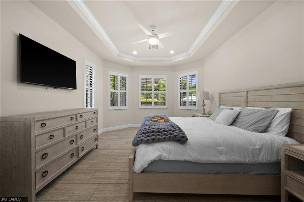 10030 Florence Cir, Naples, FL 34119-22
