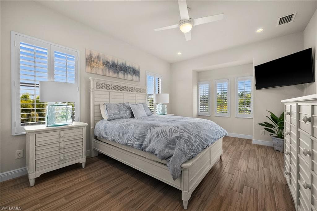 10030 Florence Cir, Naples, FL 34119-31