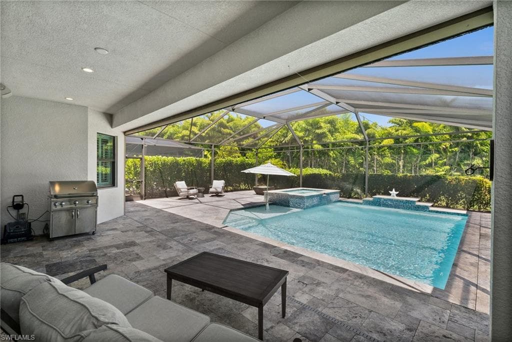 10030 Florence Cir, Naples, FL 34119-37