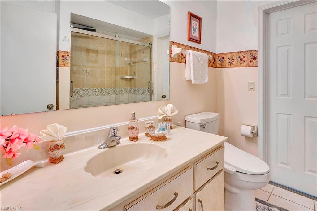 2216 8th Ter, Cape Coral, FL 33990-21