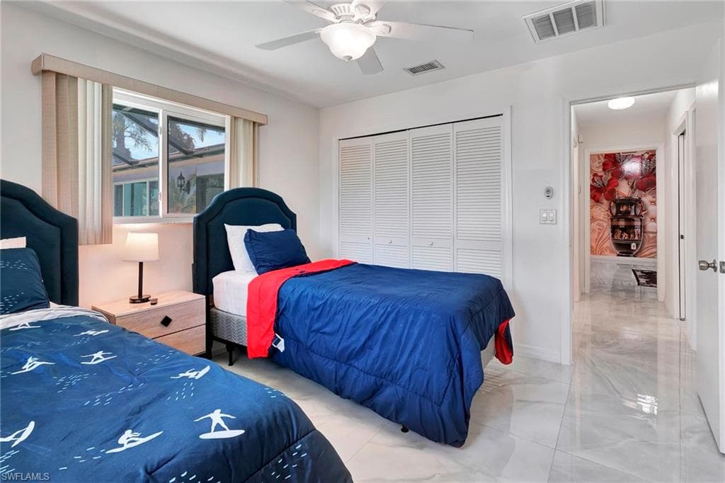 2216 8th Ter, Cape Coral, FL 33990-28