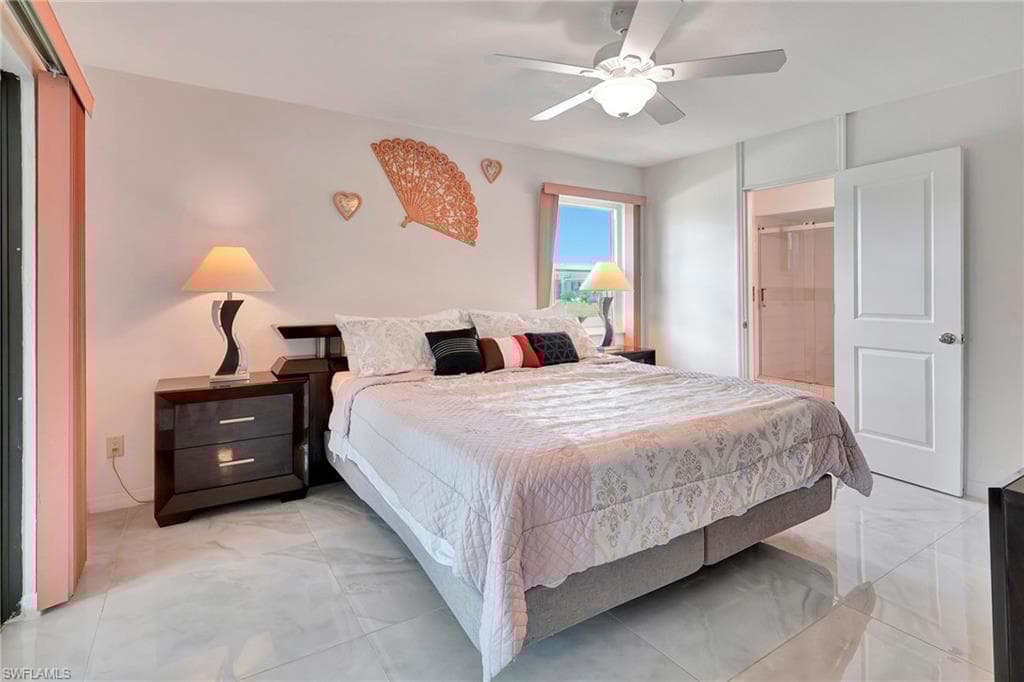 2216 8th Ter, Cape Coral, FL 33990-35