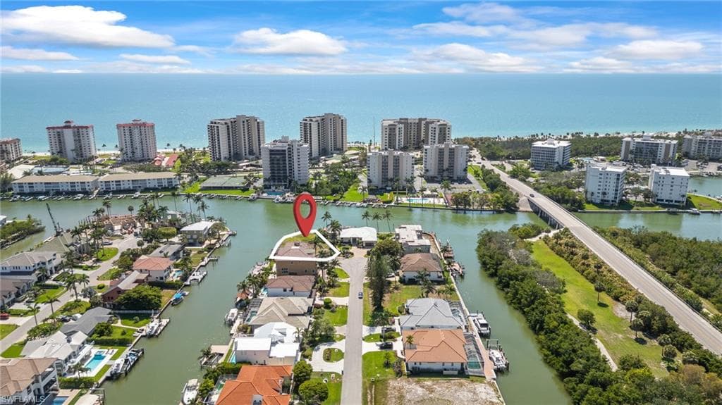 140 Flamingo Ave, Naples, FL 34108-17