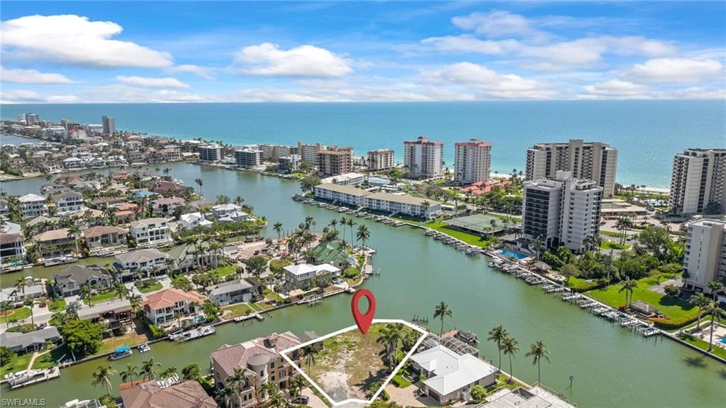140 Flamingo Ave, Naples, FL 34108-24