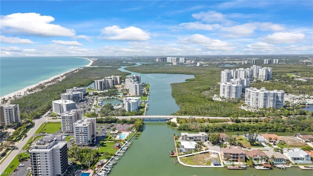 140 Flamingo Ave, Naples, FL 34108-4