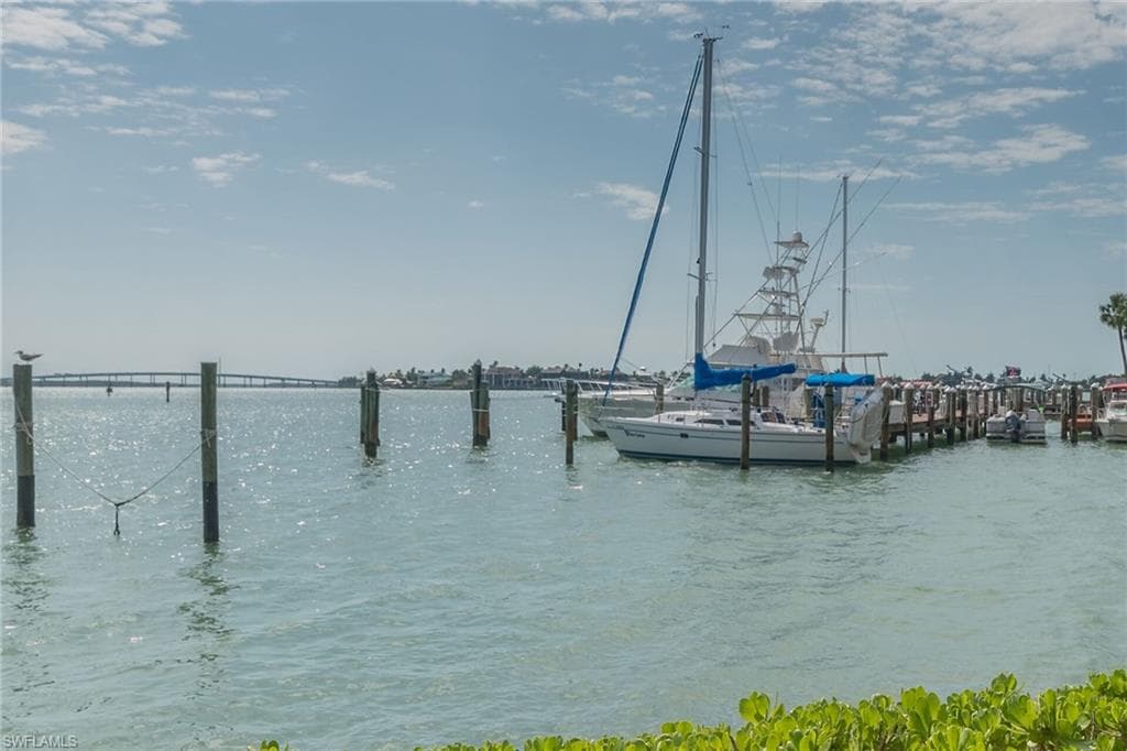 1085 Bald Eagle Dr F209, Marco Island, FL 34145-39