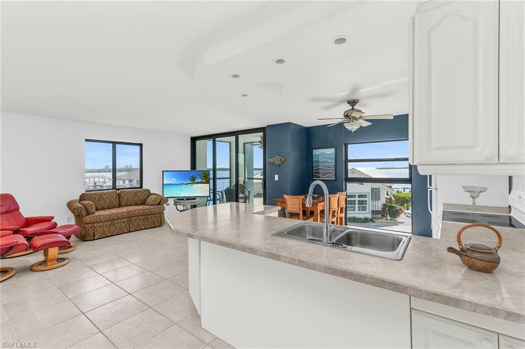1085 Bald Eagle Dr F209, Marco Island, FL 34145-5