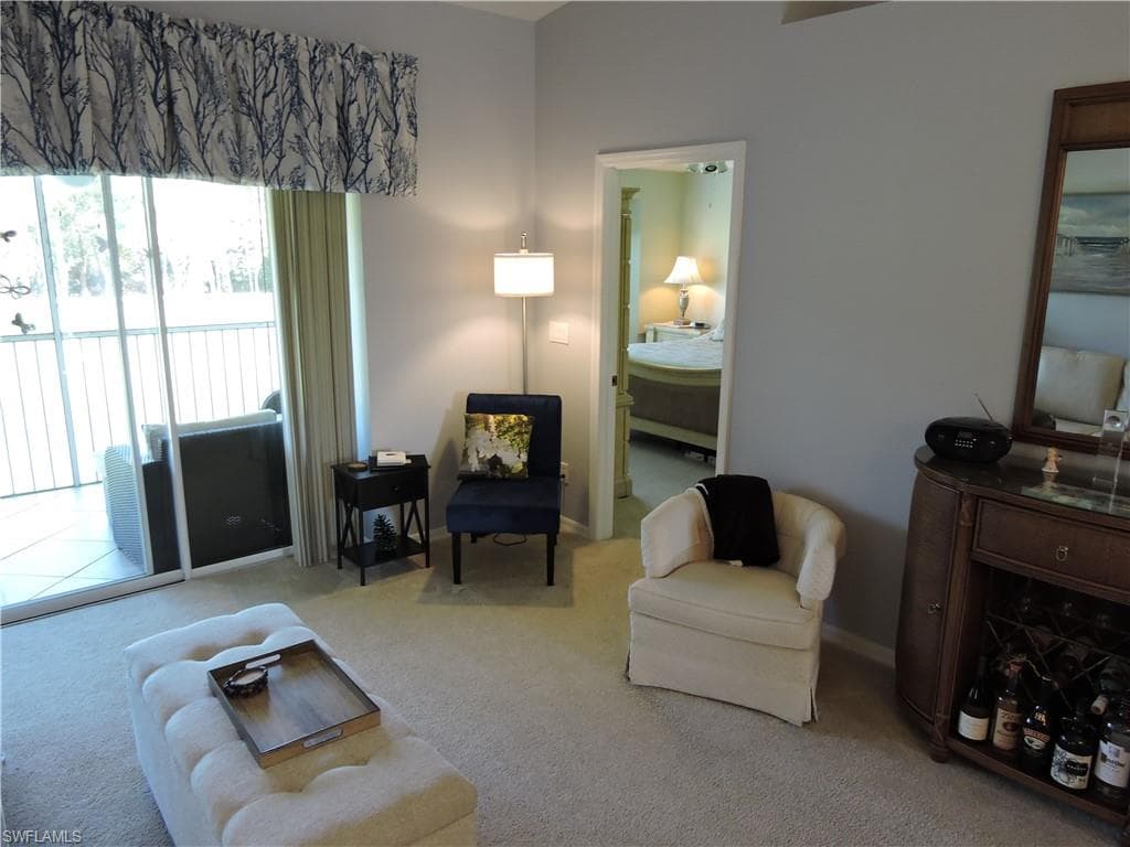 2915 Cypress Trace Cir 204, Naples, FL 34119-11