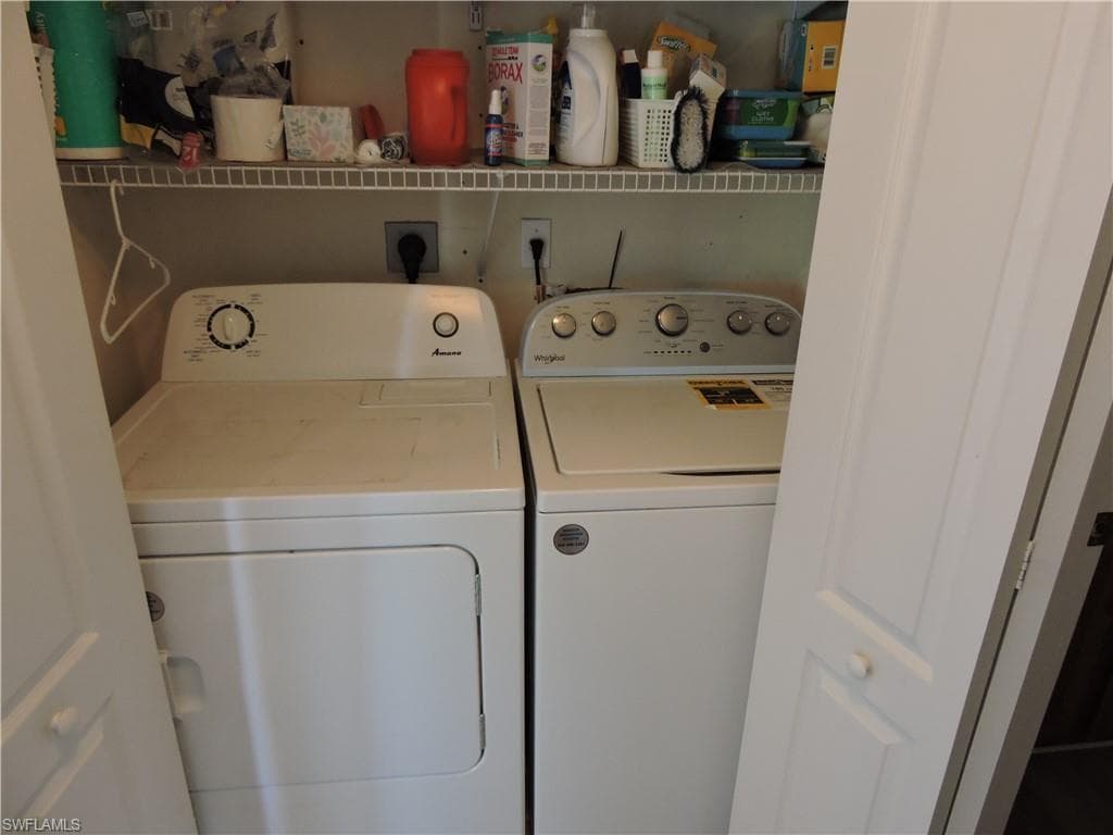 2915 Cypress Trace Cir 204, Naples, FL 34119-18
