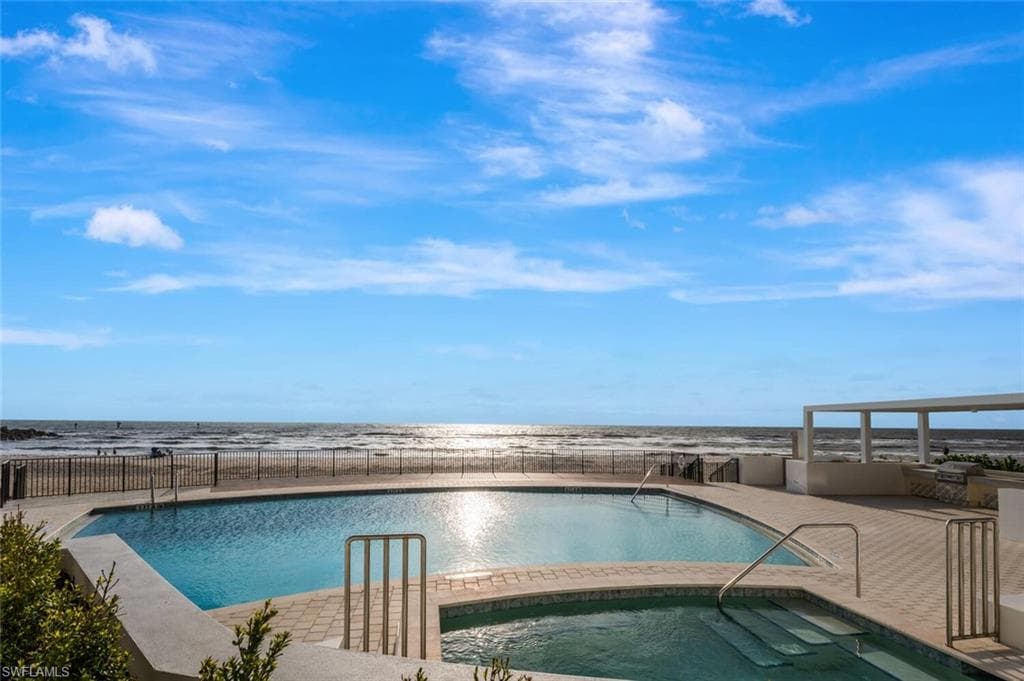 2381 Gulf Shore Blvd N 503, Naples, FL 34103-42