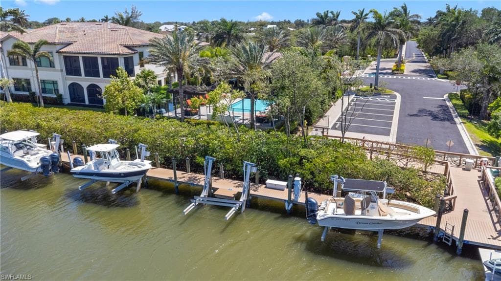 2488 Breakwater Way 102, Naples, FL 34112-38