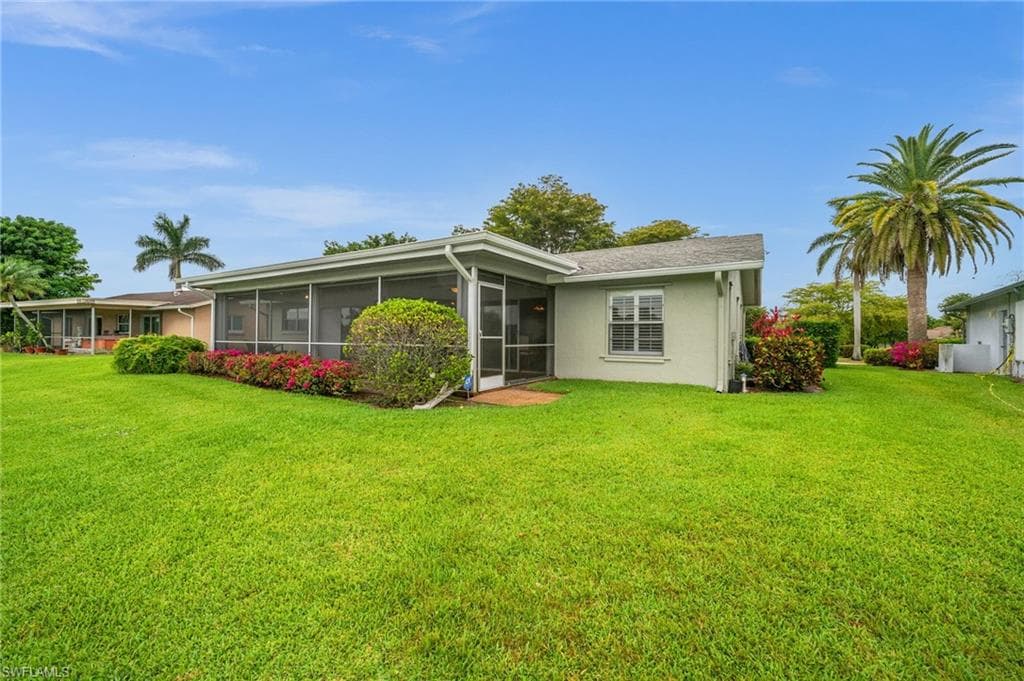 4469 Beechwood Lake Dr, Naples, FL 34112-8