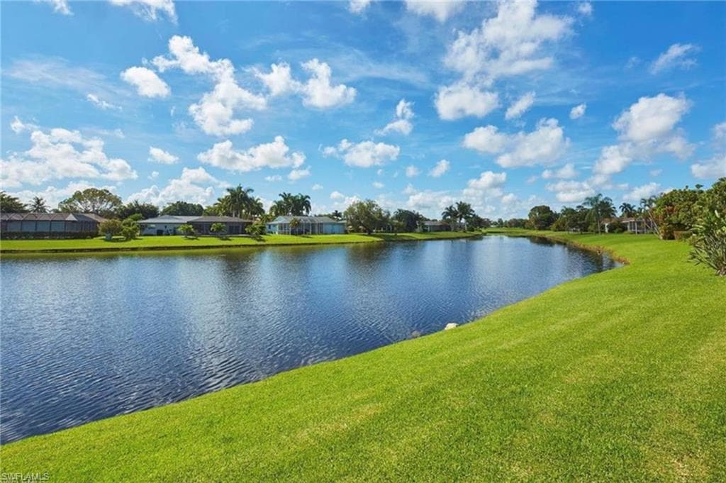 4469 Beechwood Lake Dr, Naples, FL 34112-3