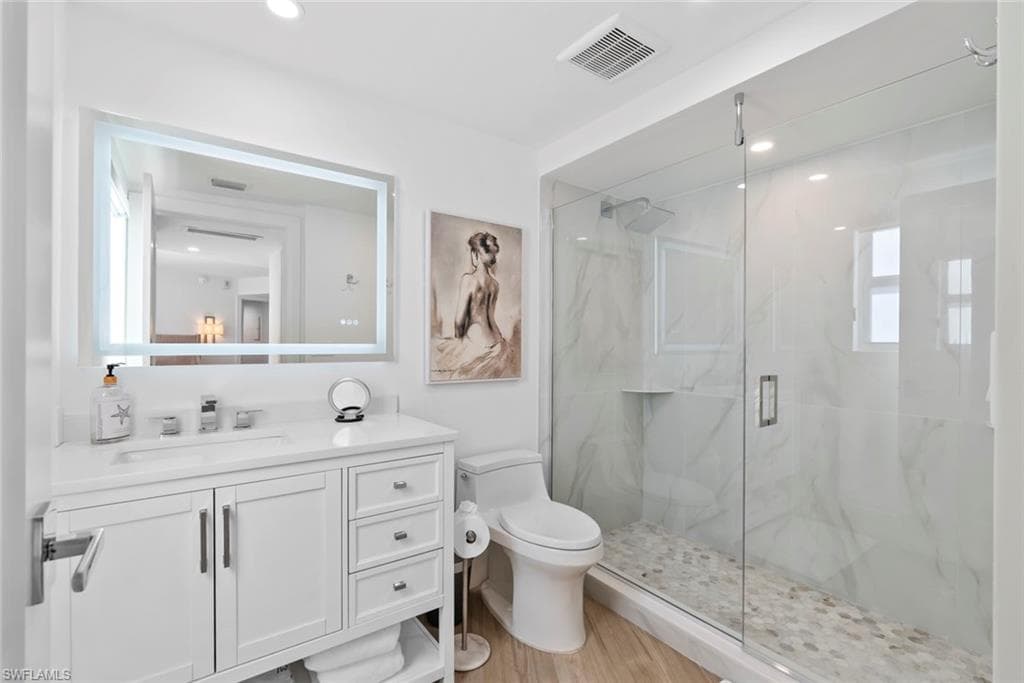 10701 Gulf Shore Dr 402, Naples, FL 34108-23