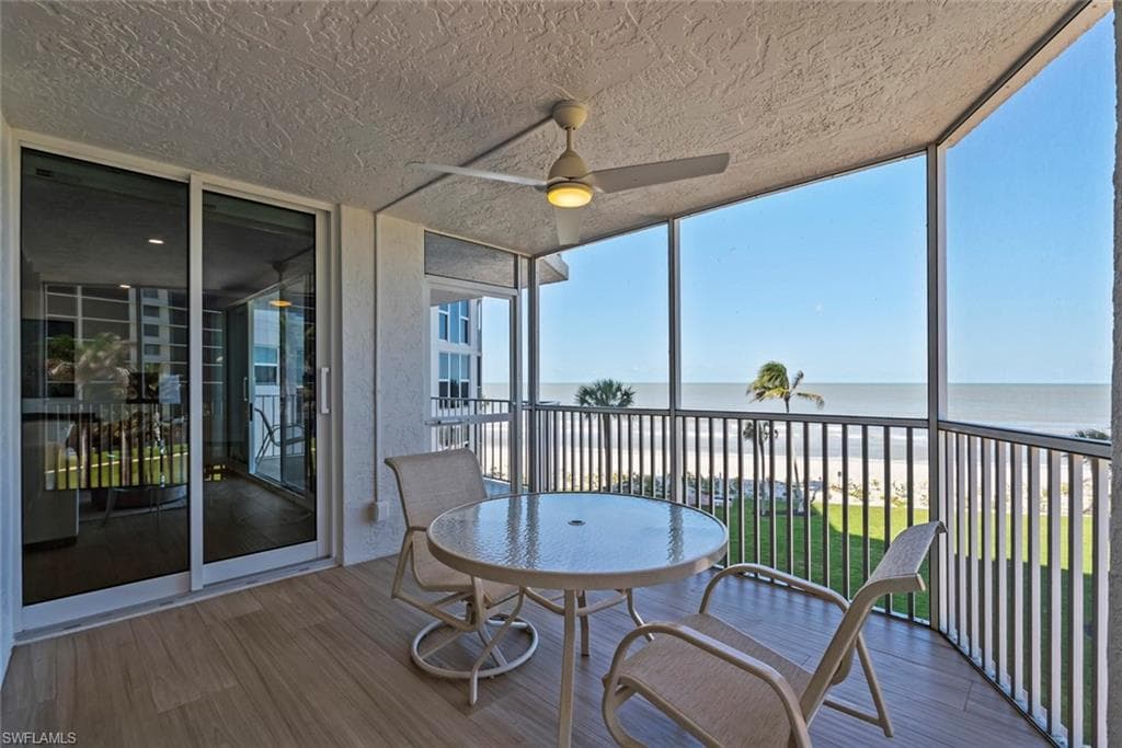 10701 Gulf Shore Dr 402, Naples, FL 34108-30