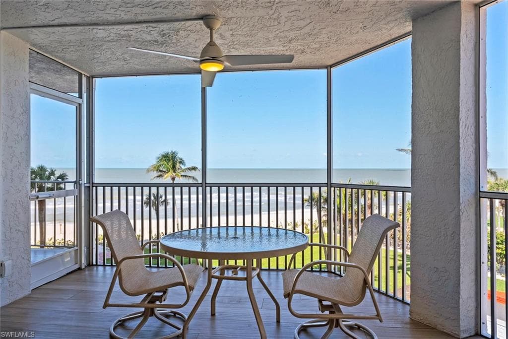 10701 Gulf Shore Dr 402, Naples, FL 34108-31