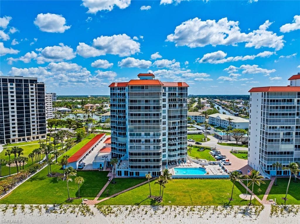 10701 Gulf Shore Dr 402, Naples, FL 34108-46