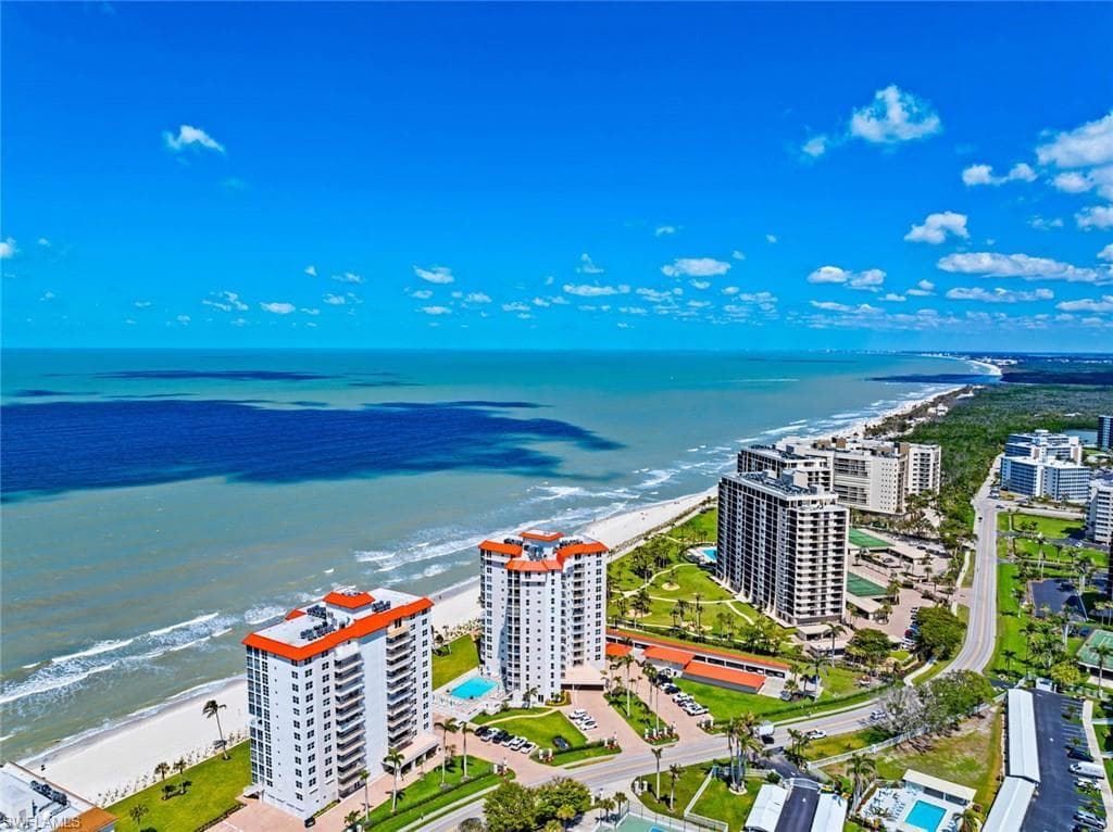 10701 Gulf Shore Dr 402, Naples, FL 34108-49