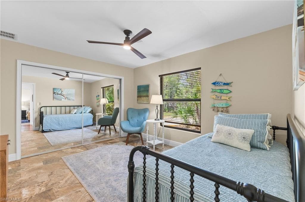 6846 Trail Blvd, Naples, FL 34108-31